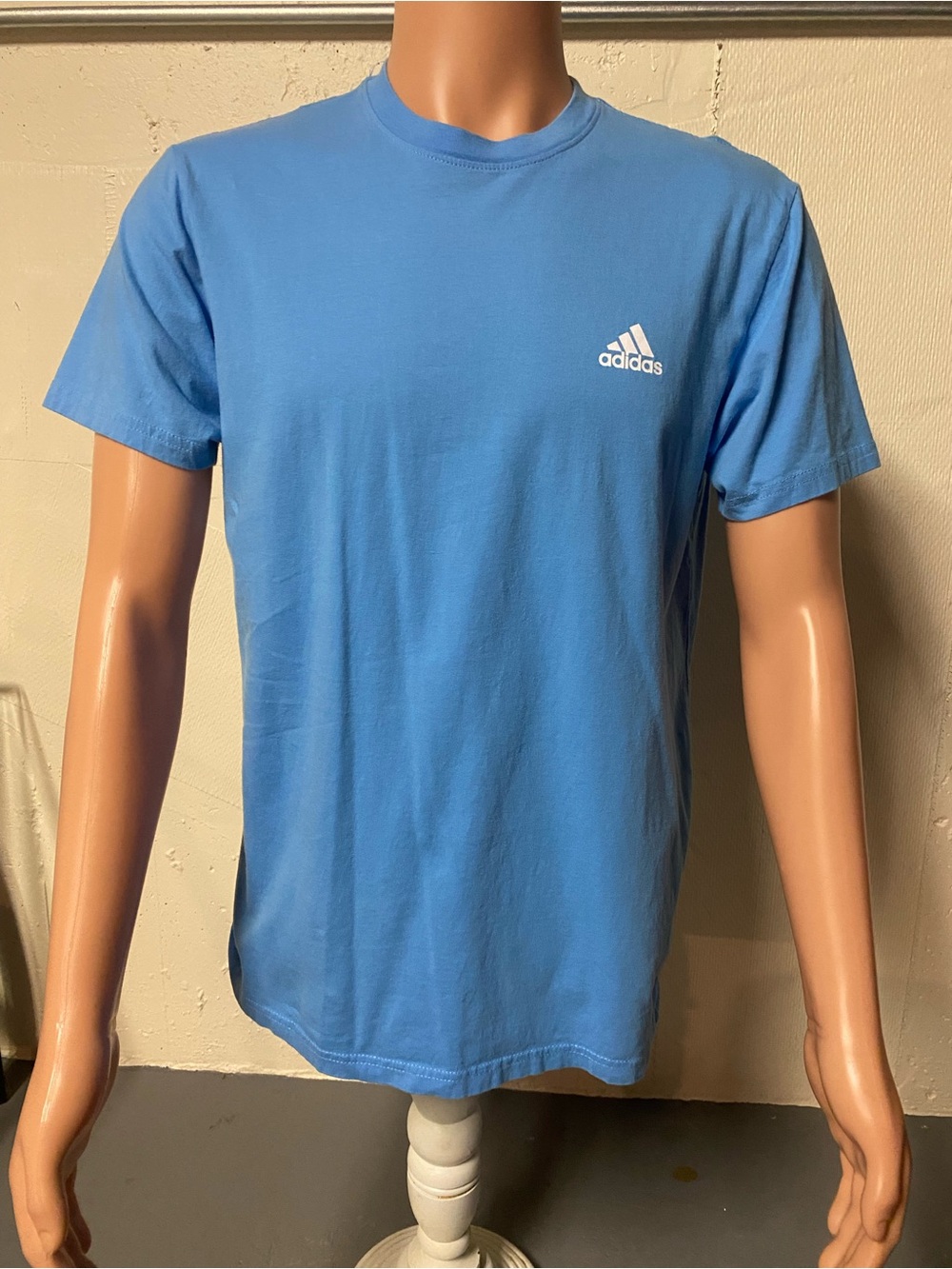 Adidas Men’s Light Blue Golf T-Shirt, Size L - C000124